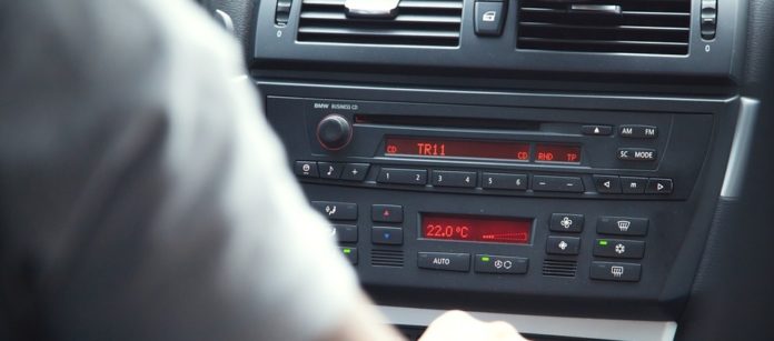 Temperaturanzeige im Auto zu hoch - daran kann es liegen