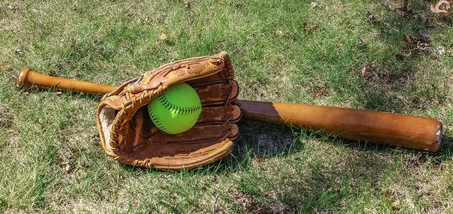 baseballschläger im auto strafbar